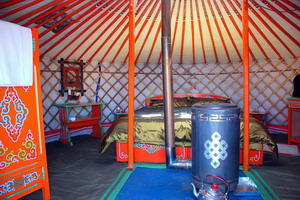 Camps de yourtes mongols Mongolie - Asia
